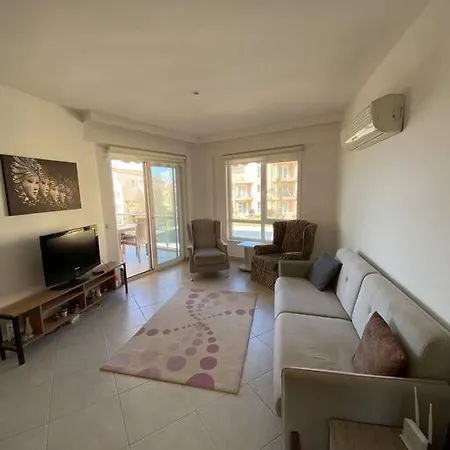 Golf Tesisinde Deniz Manzarali,havuzlutatil...pea6 *
